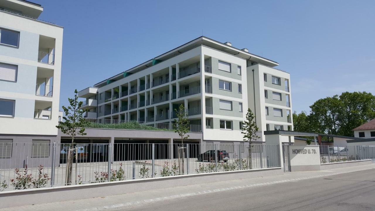 Lelle Resort Cb34 Balatonlelle Exterior foto