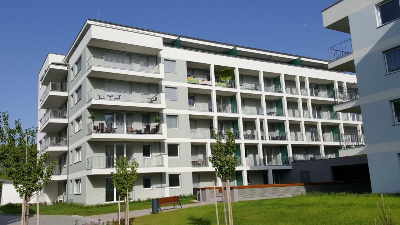 Lelle Resort Cb34 Balatonlelle Exterior foto